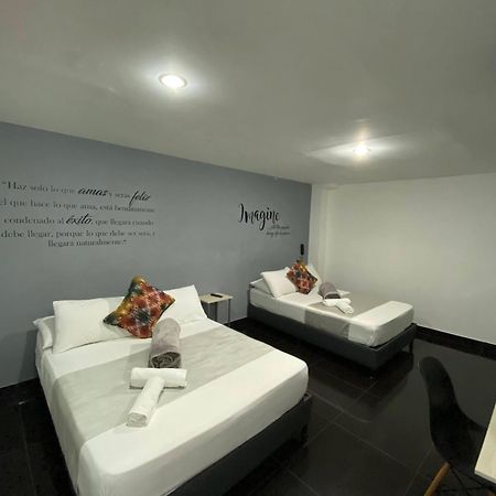 Hotel Aura Medellín Esterno foto