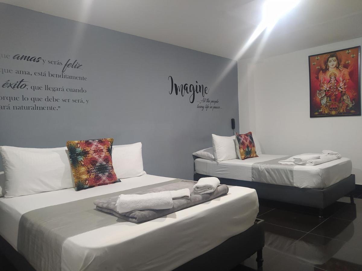Hotel Aura Medellín Esterno foto